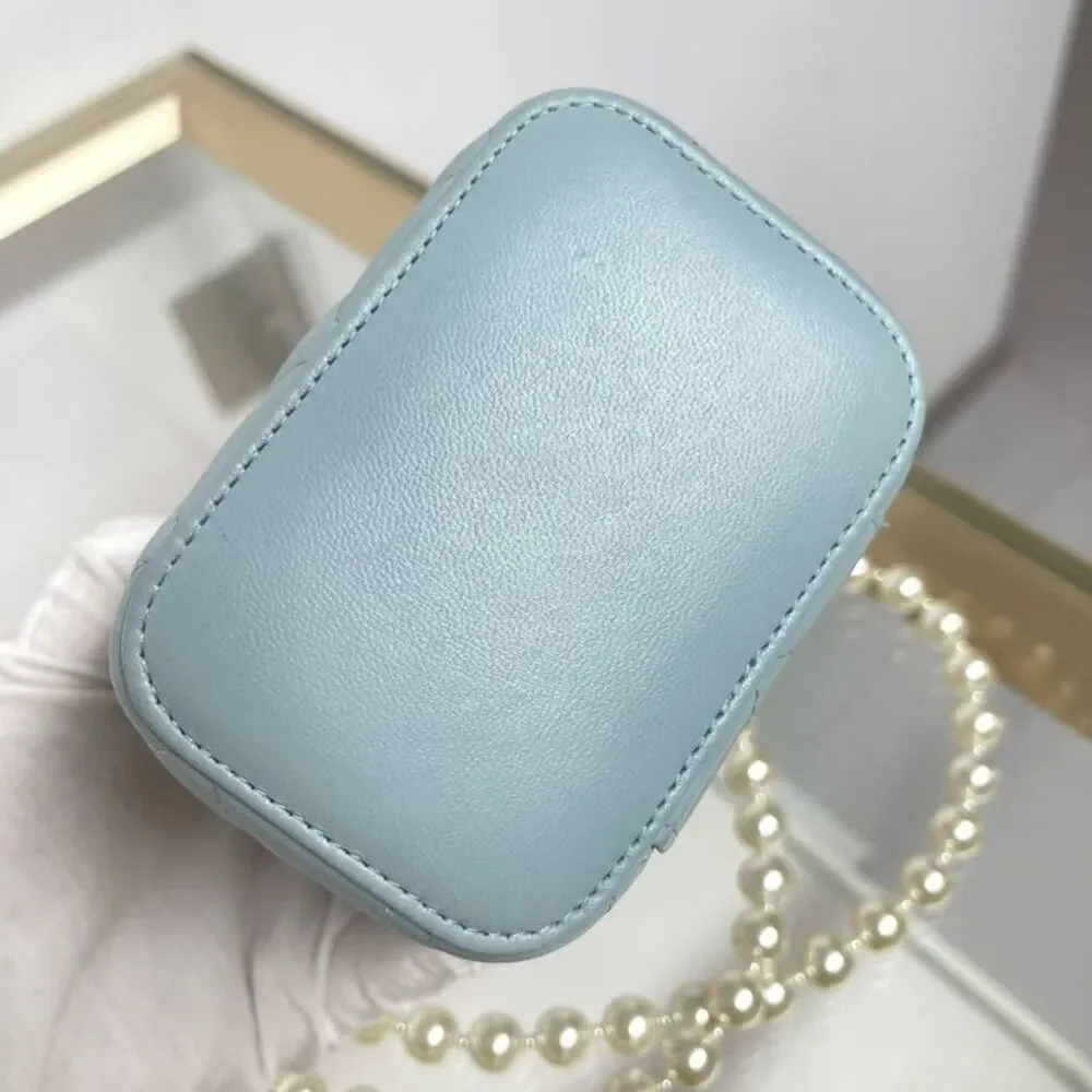 Chanel Women Pre-Loved Bag Very Good Condition